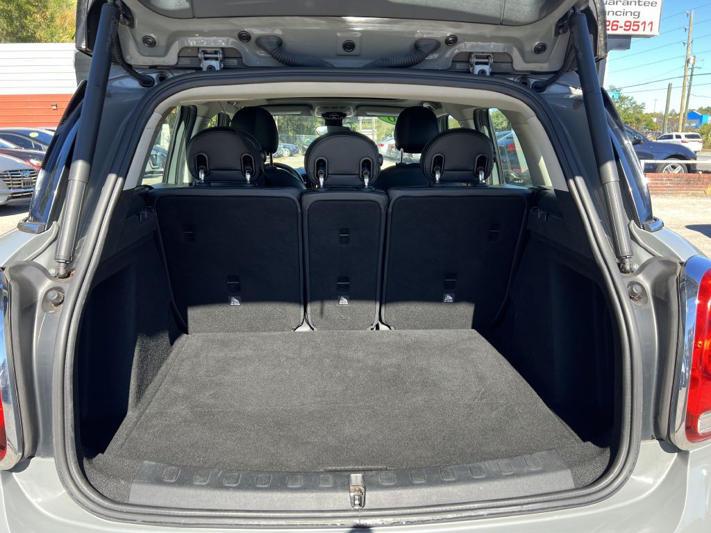 2020 MINI Cooper Image 18