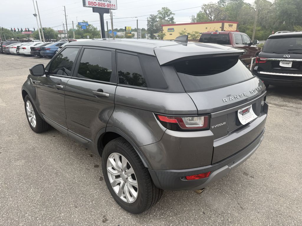 2017 Land Rover Range Rover Evoque Image 7