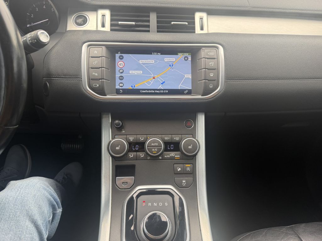 2017 Land Rover Range Rover Evoque Image 14