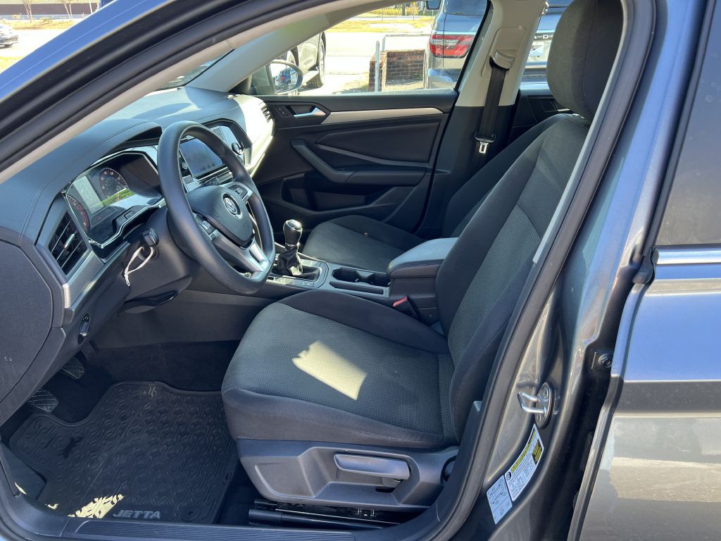 2019 Volkswagen Jetta Image 9