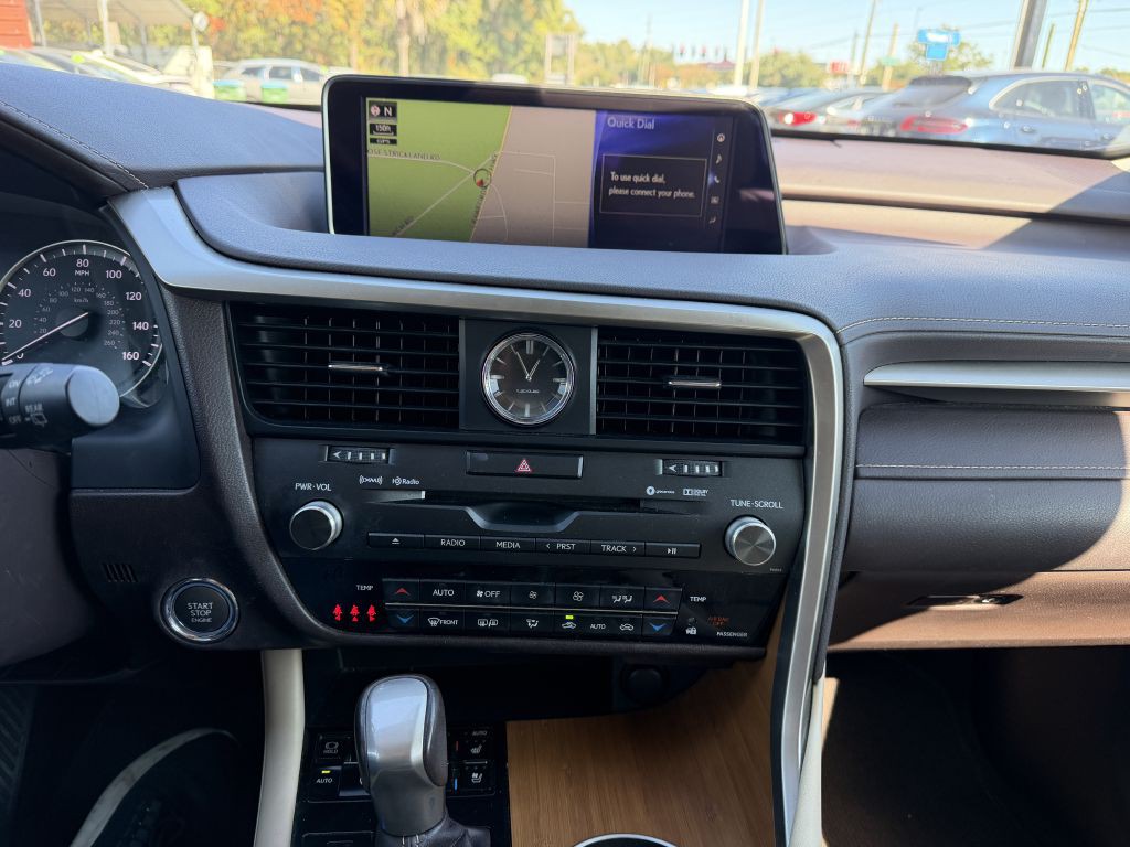 2017 Lexus RX Image 14