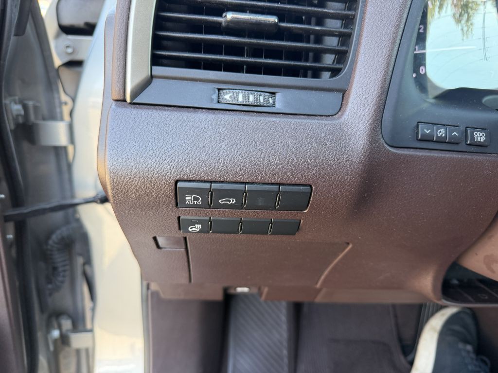 2017 Lexus RX Image 18