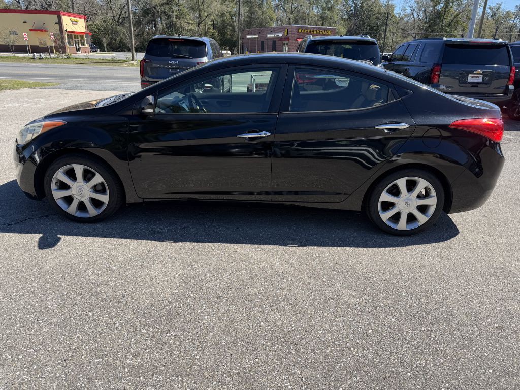 2012 Hyundai Elantra Image 8