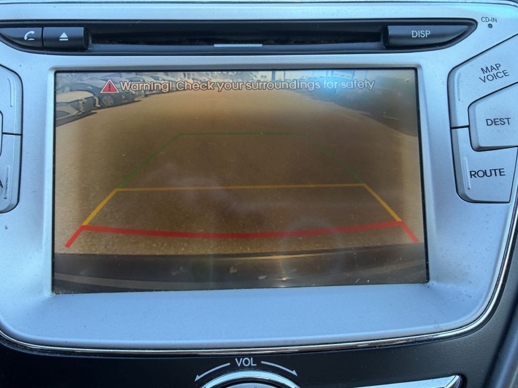 2012 Hyundai Elantra Image 16