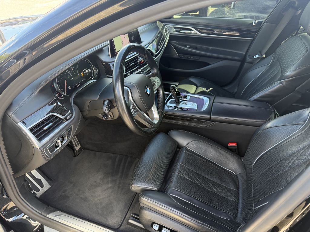 2019 BMW 7 Series Image 9