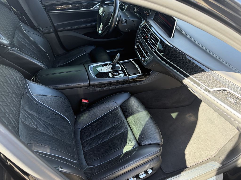 2019 BMW 7 Series Image 10
