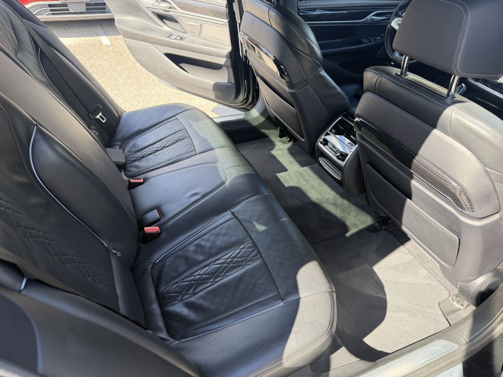 2019 BMW 7 Series Image 11