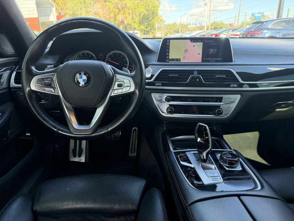 2019 BMW 7 Series Image 13