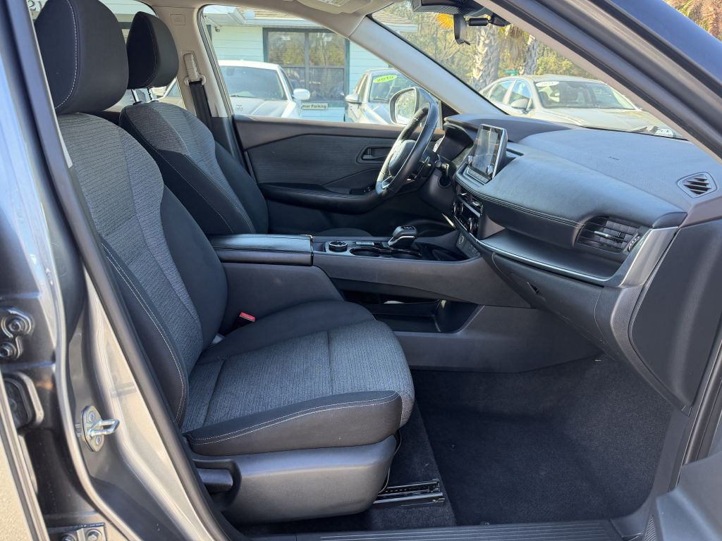 2021 Nissan Rogue Image 10