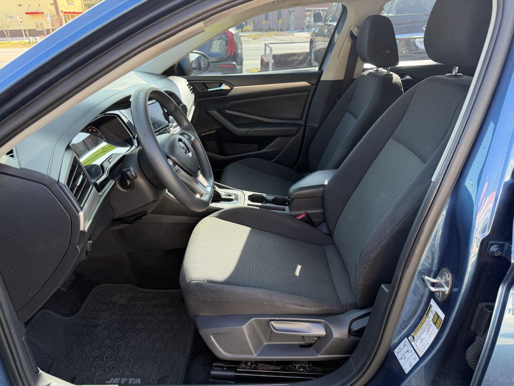 2019 Volkswagen Jetta Image 9