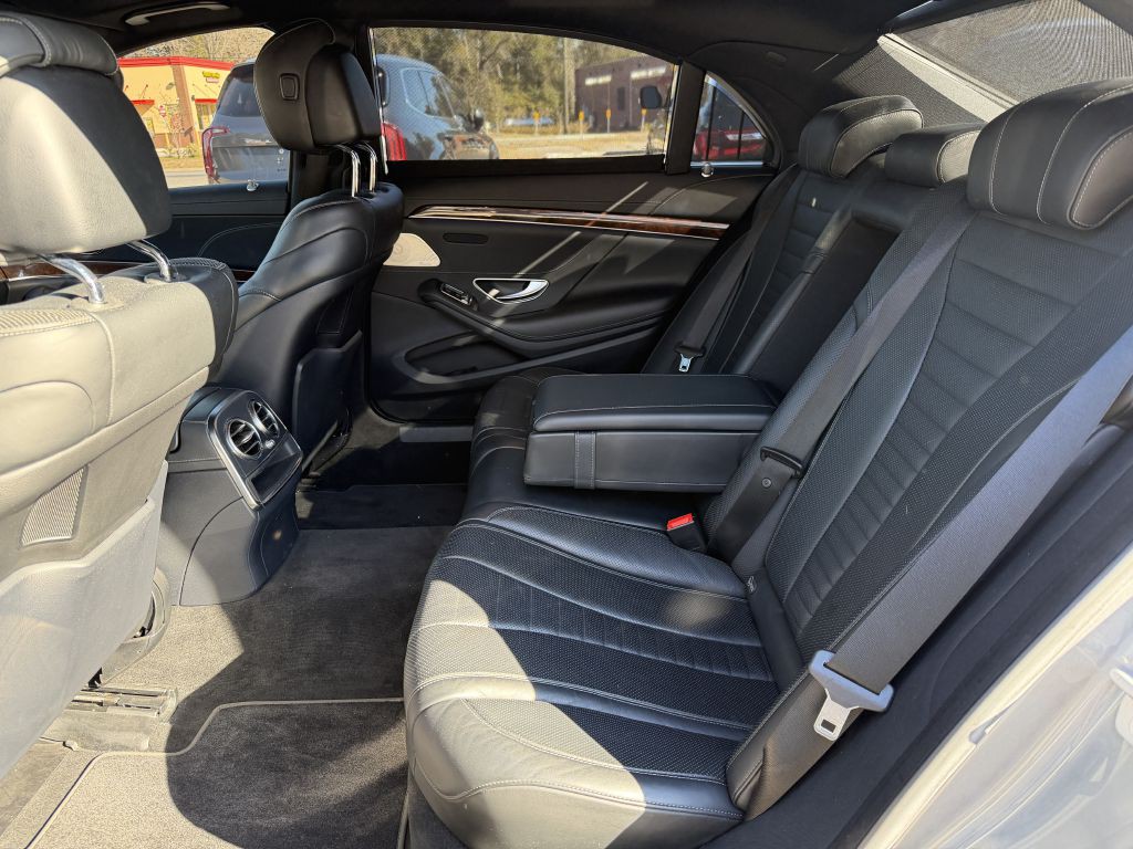 2015 Mercedes-Benz S-Class Image 12