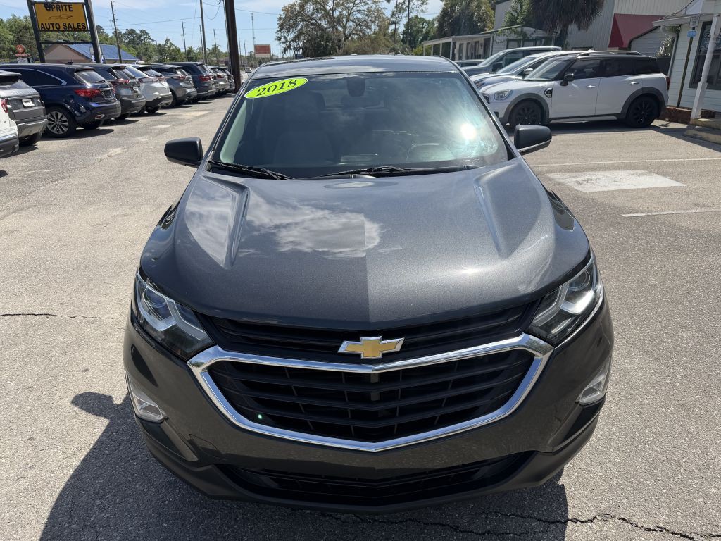 2018 Chevrolet Equinox Image 2