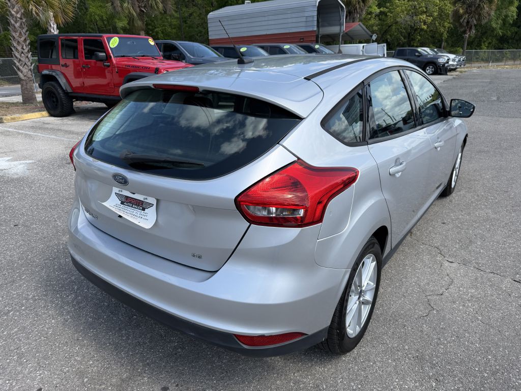 2017 Ford Focus Image 5