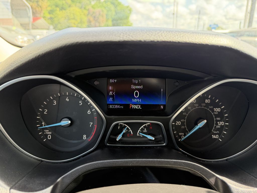 2017 Ford Focus Image 14