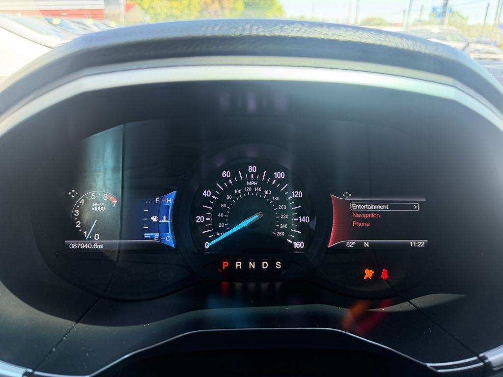 2017 Ford Edge Image 14