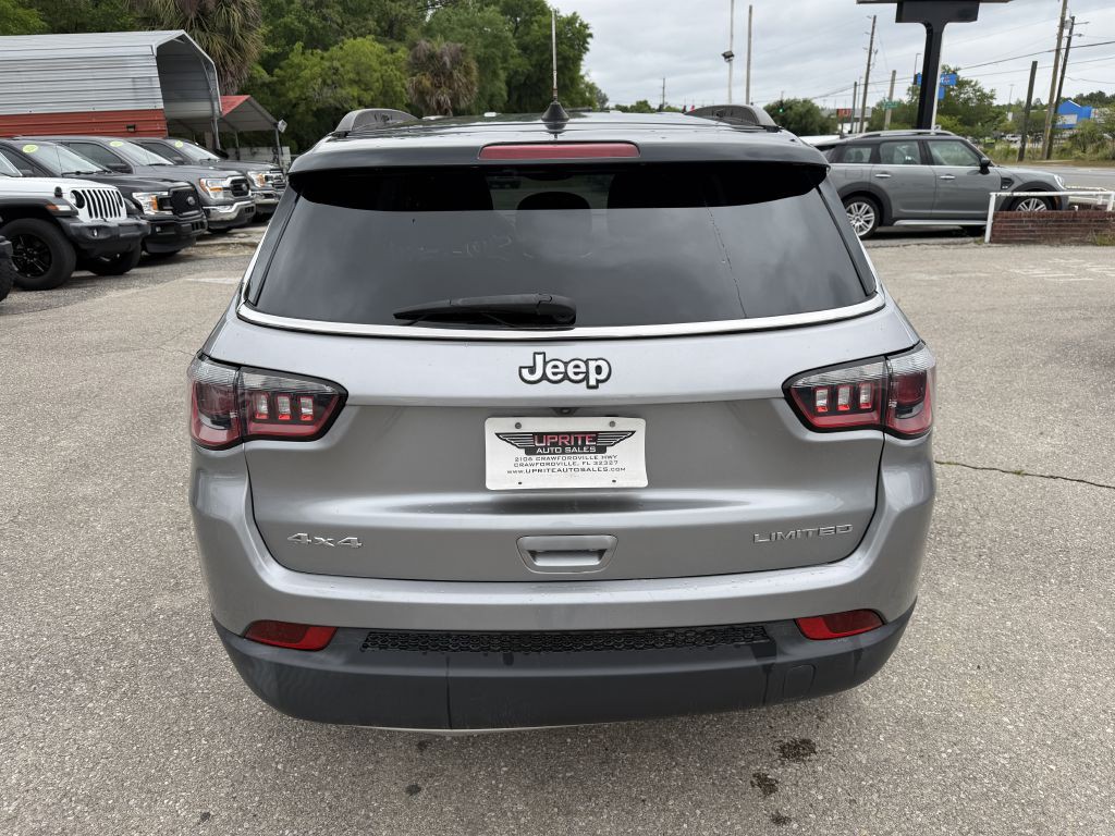 2017 Jeep Compass Image 6