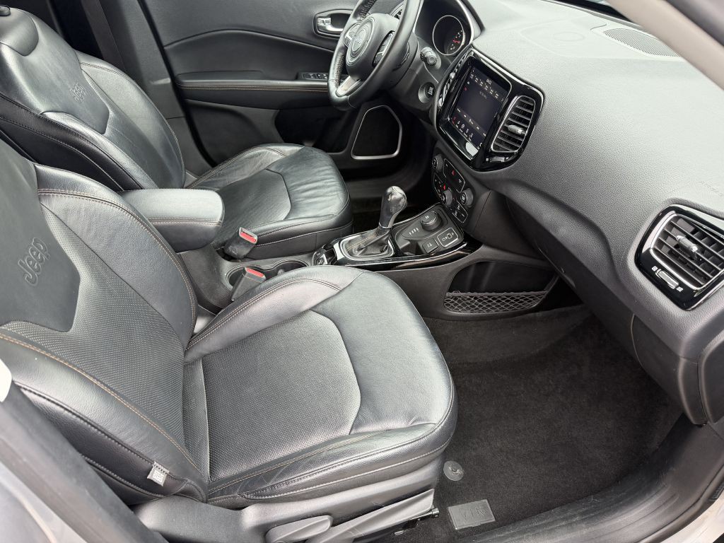 2017 Jeep Compass Image 10