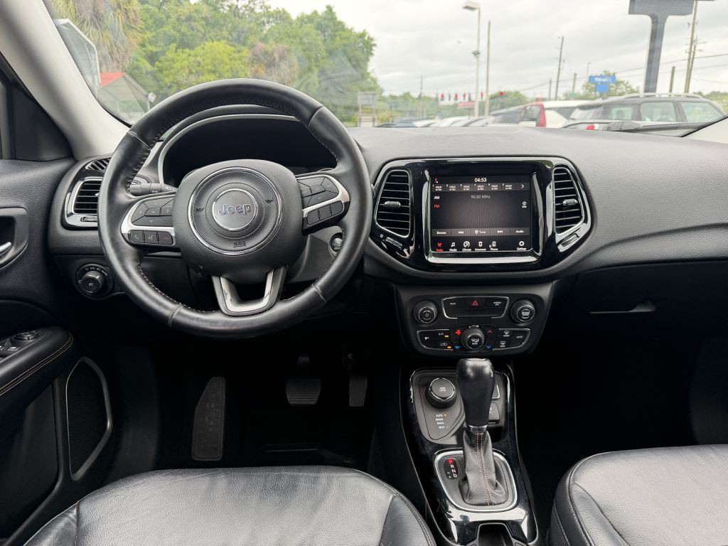 2017 Jeep Compass Image 13