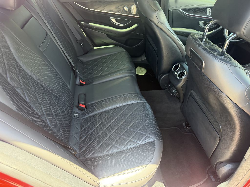 2019 Mercedes-Benz E-Class Image 9