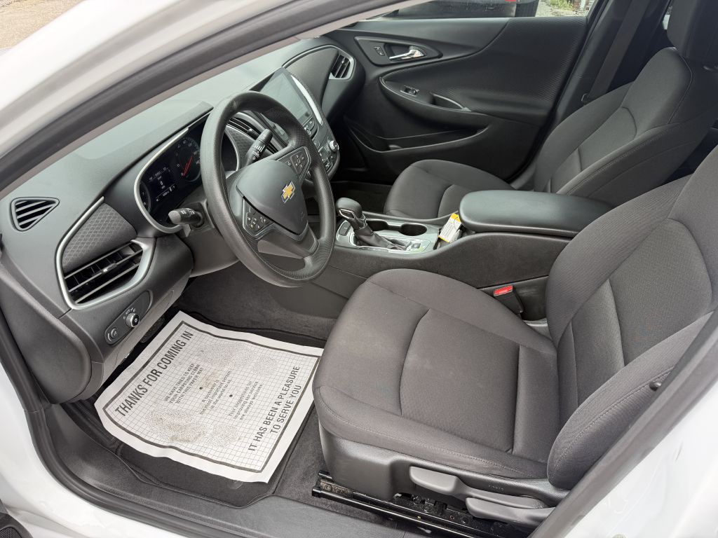 2023 Chevrolet Malibu Image 9