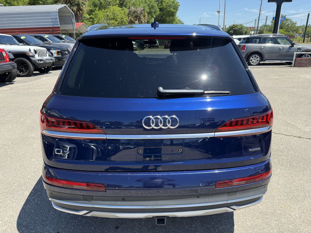 2020 Audi Q7 Image 6