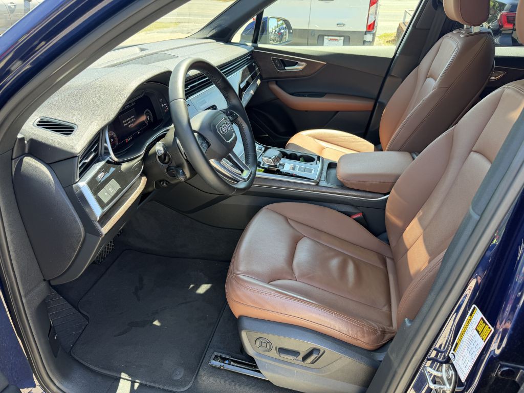 2020 Audi Q7 Image 9