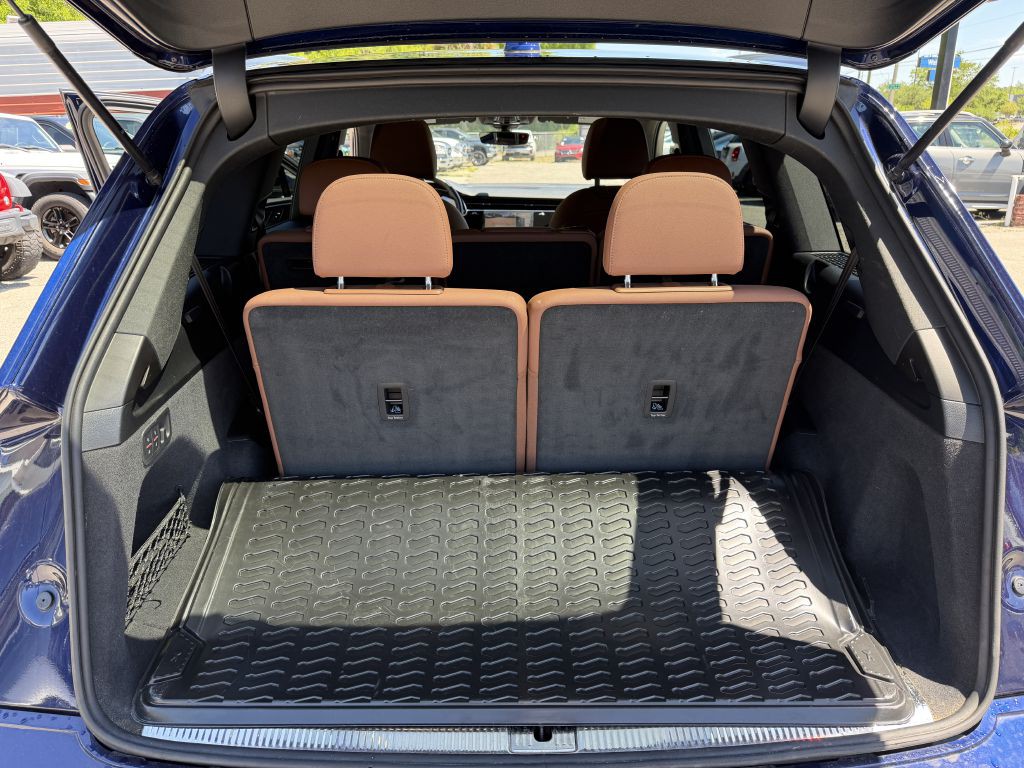 2020 Audi Q7 Image 21