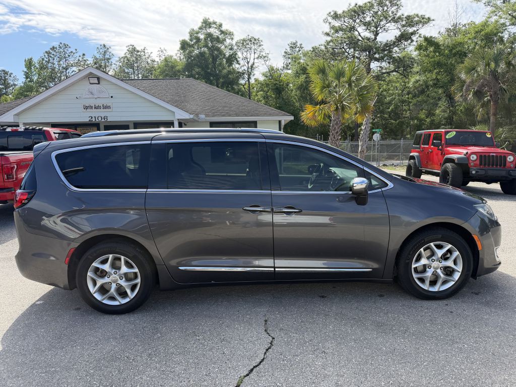 2020 Chrysler Pacifica Image 4