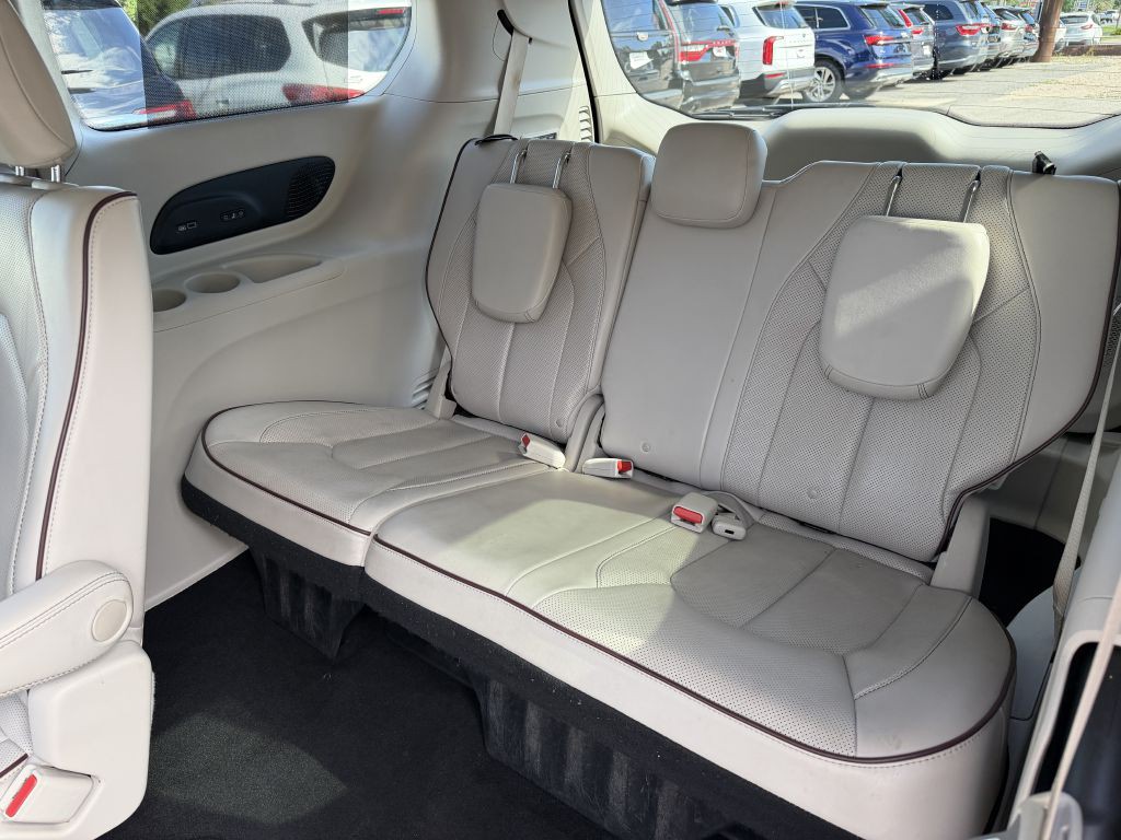 2020 Chrysler Pacifica Image 14