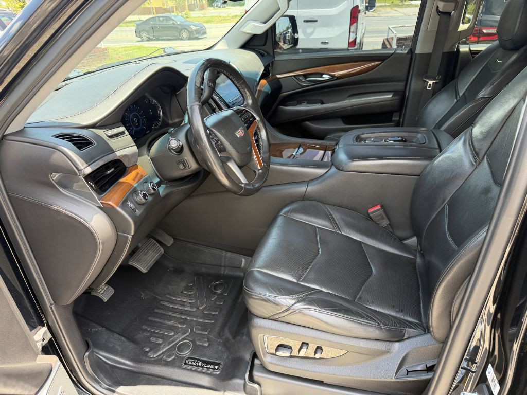2019 Cadillac Escalade Image 9