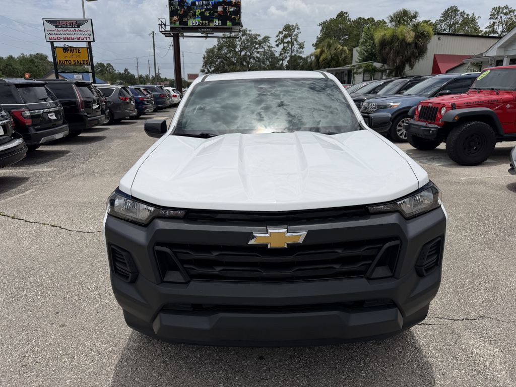 2024 Chevrolet Colorado Image 2