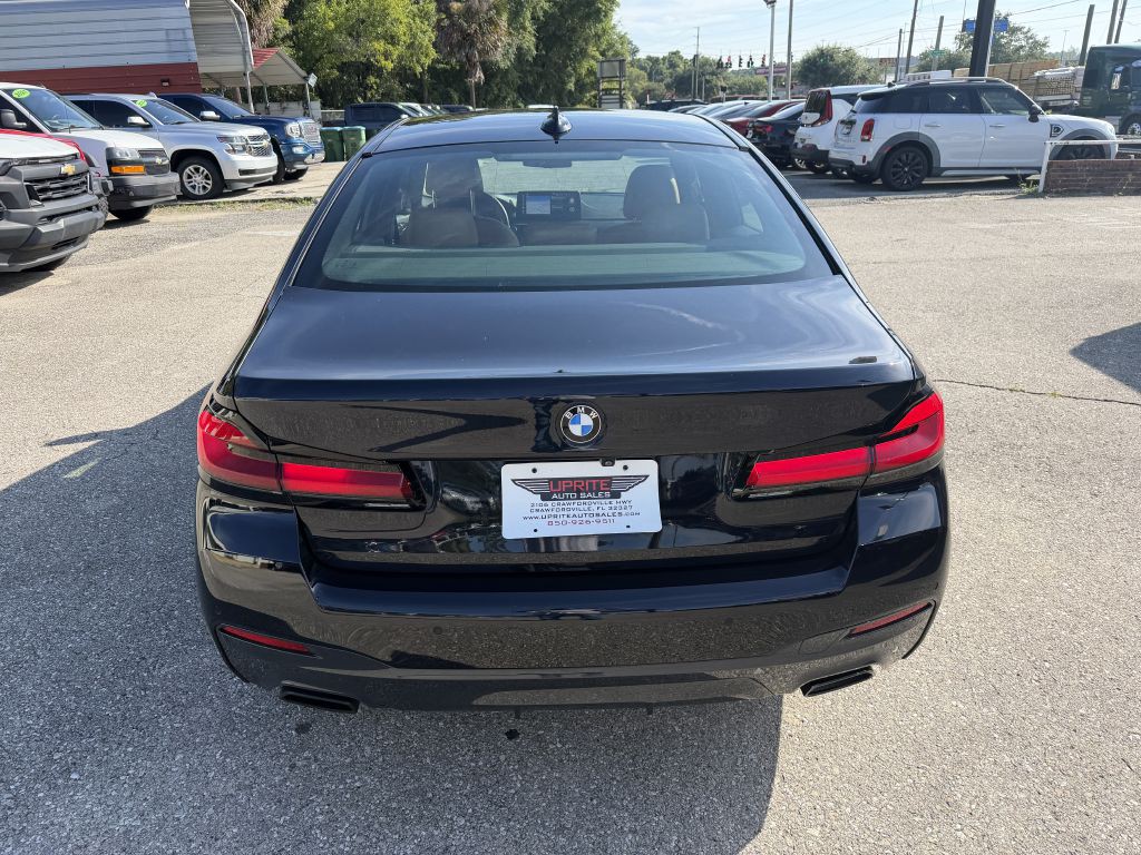 2021 BMW 5 Series Image 6