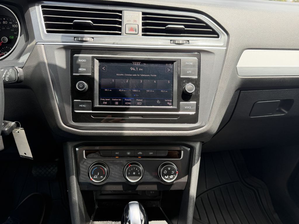 2020 Volkswagen Tiguan Image 17