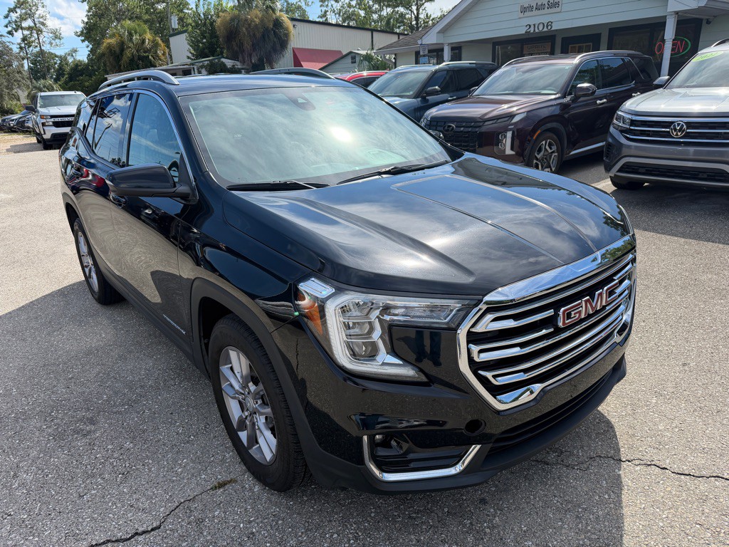 2022 GMC Terrain Image 3