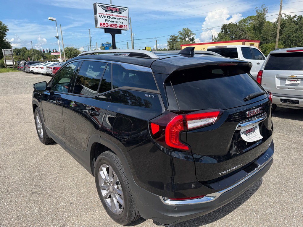 2022 GMC Terrain Image 7