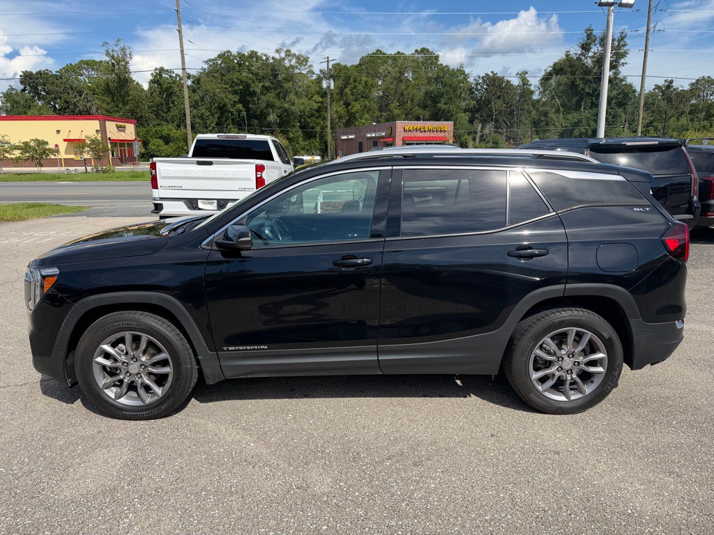2022 GMC Terrain Image 8