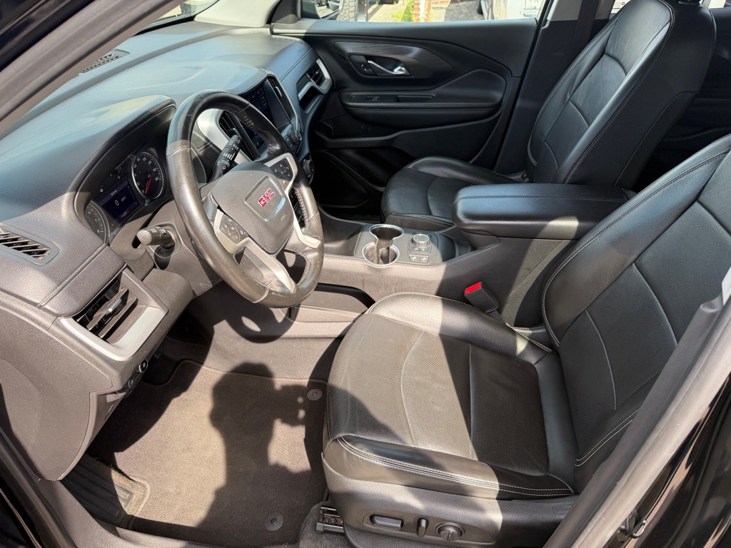 2022 GMC Terrain Image 9