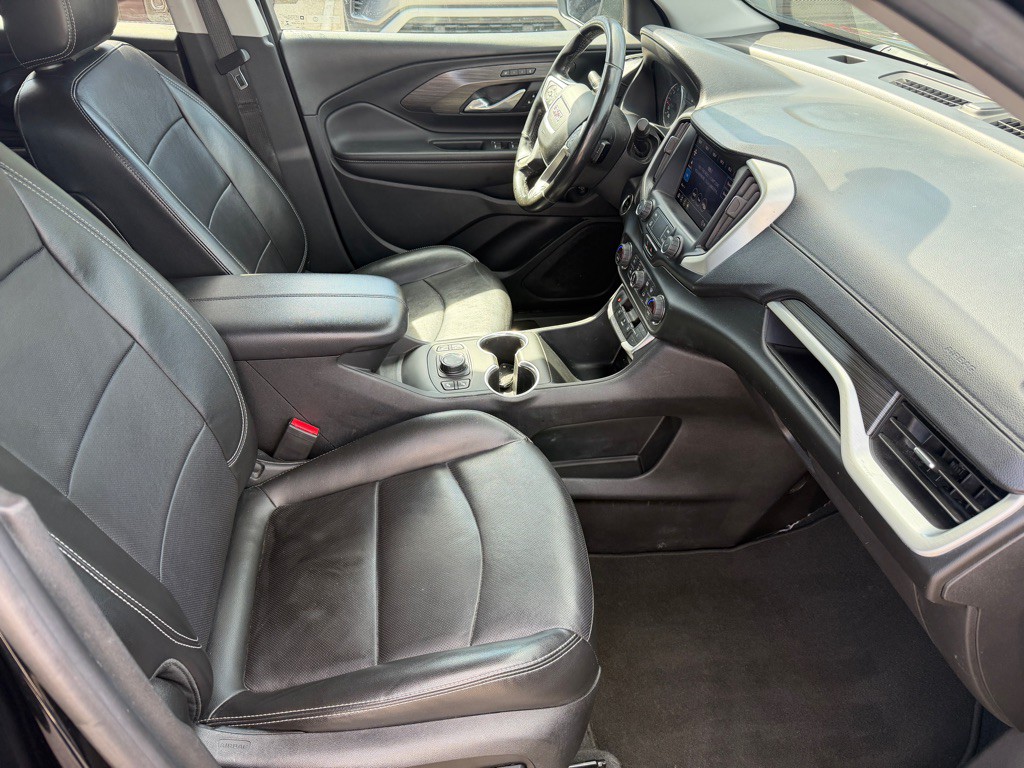 2022 GMC Terrain Image 10