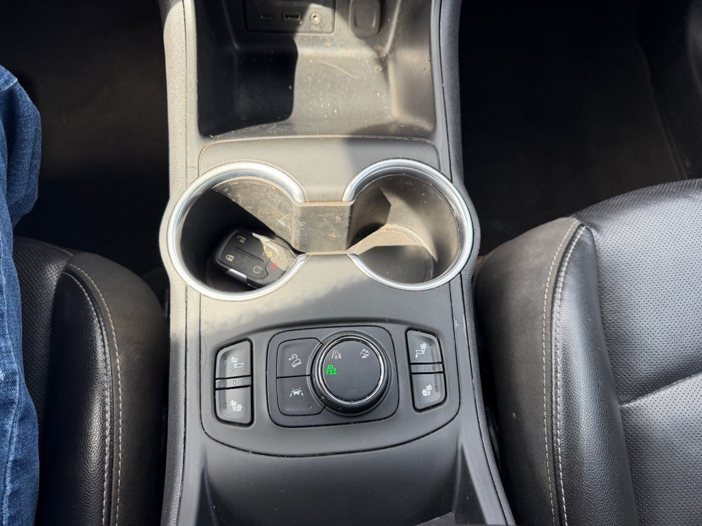 2022 GMC Terrain Image 16