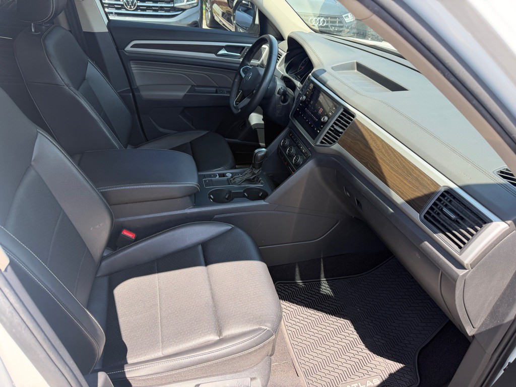 2021 Volkswagen Atlas Image 10