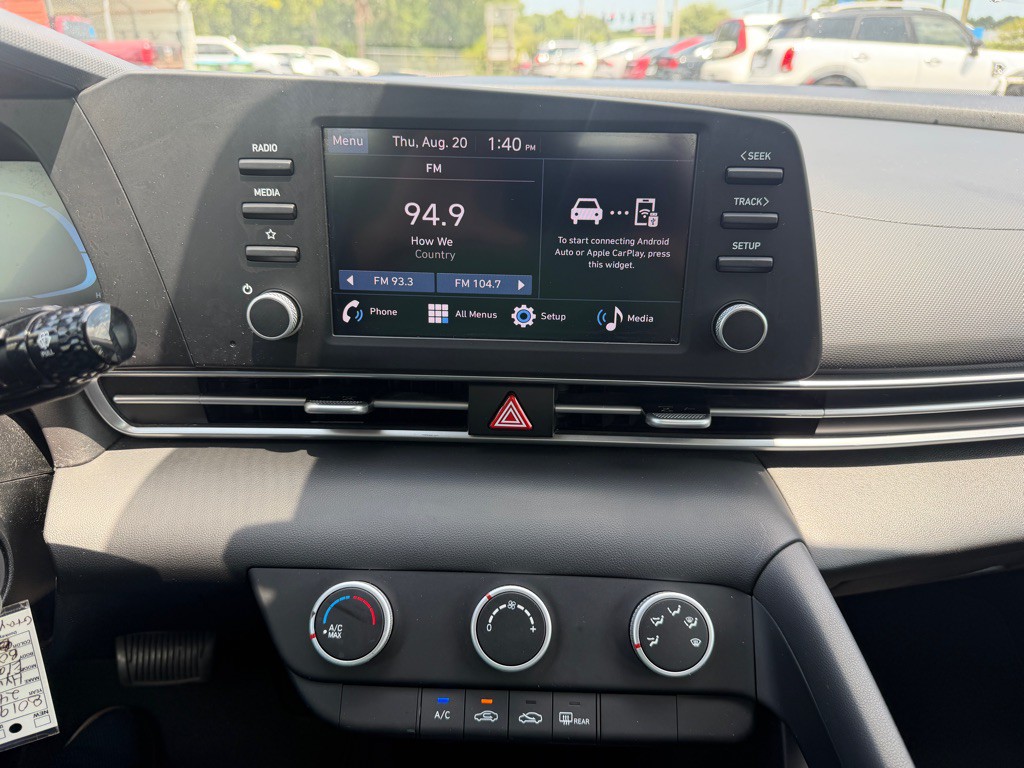 2024 Hyundai Elantra Image 15