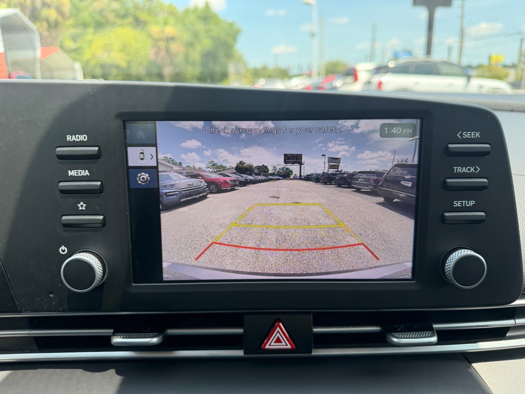 2024 Hyundai Elantra Image 16