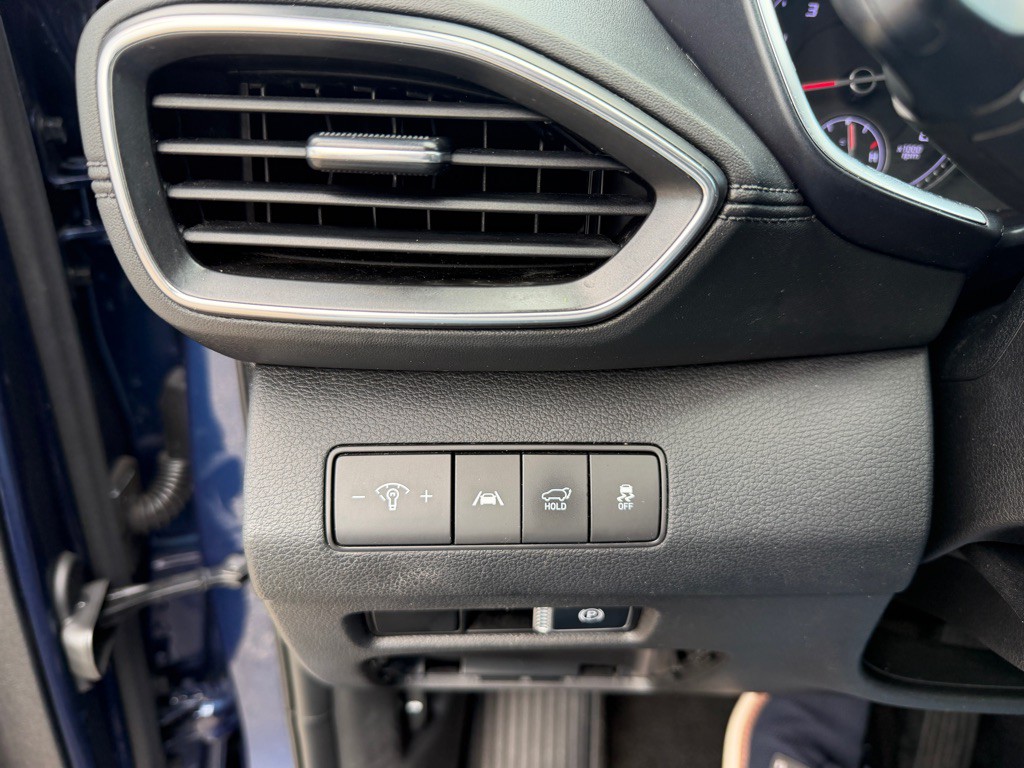 2023 Hyundai Santa Fe Image 16