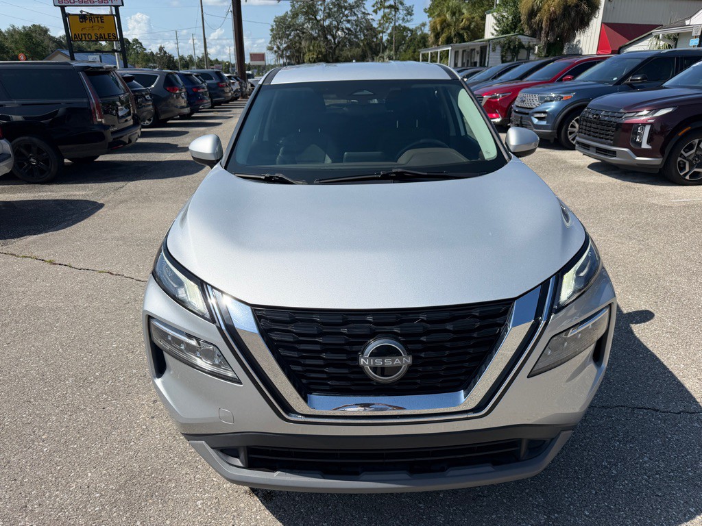 2023 Nissan Rogue Image 2