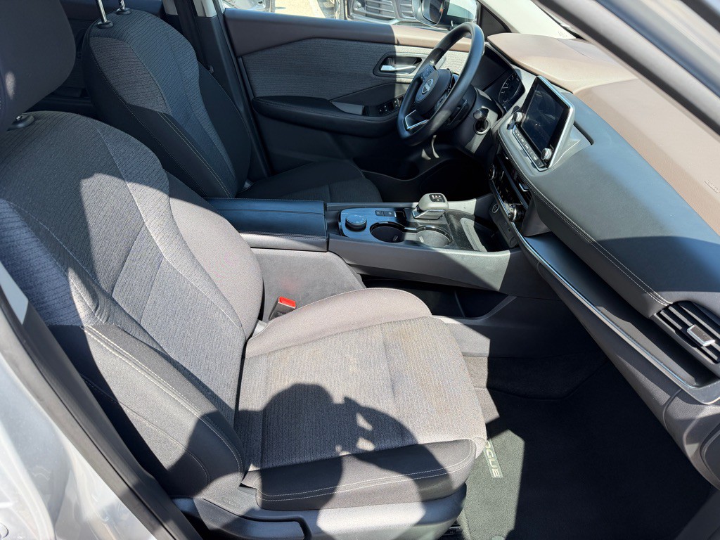 2023 Nissan Rogue Image 10