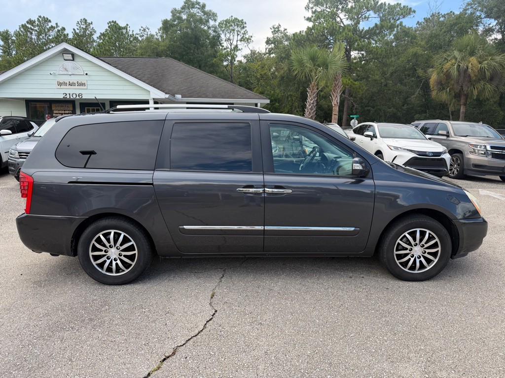 2012 Kia Sedona Image 4
