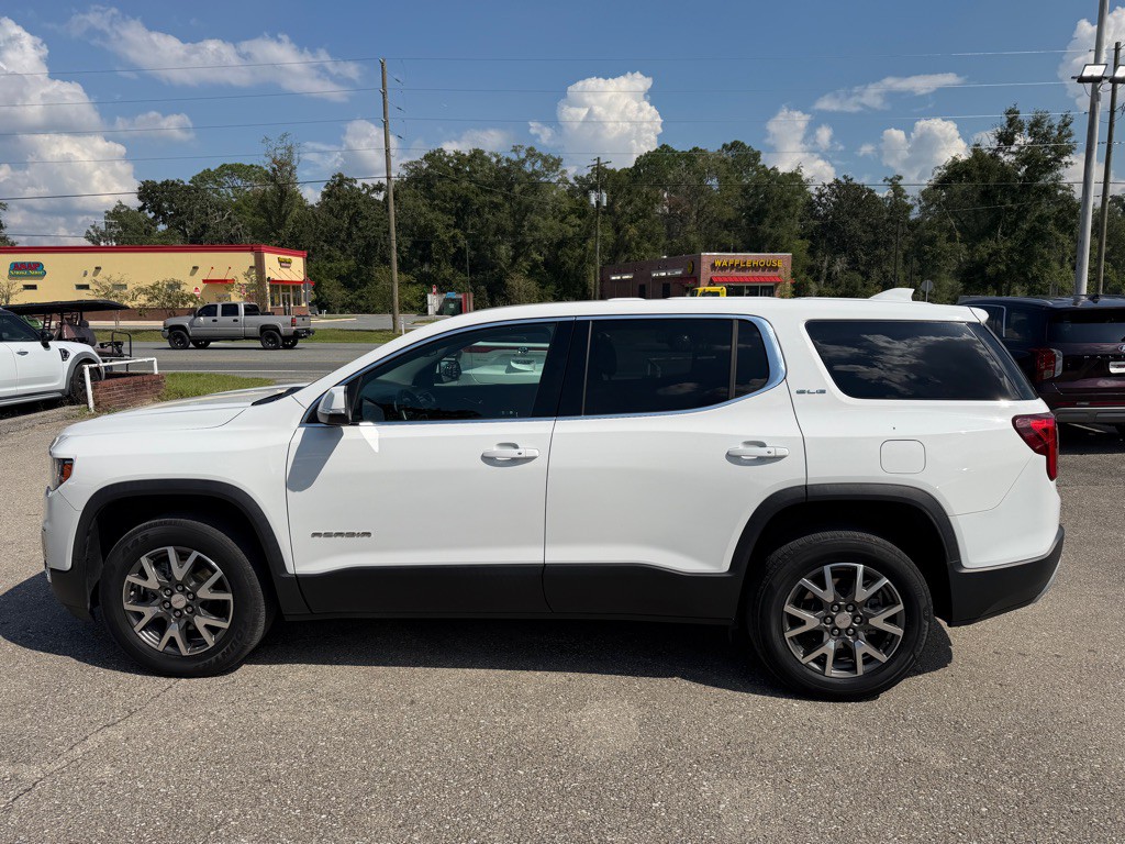 2023 GMC Acadia Image 8