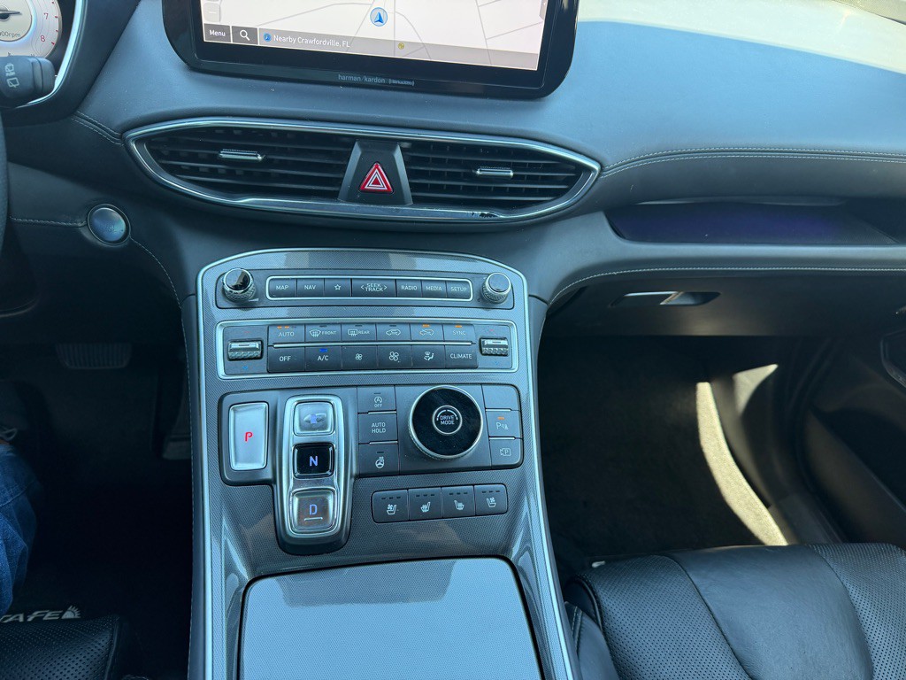 2023 Hyundai Santa Fe Image 16
