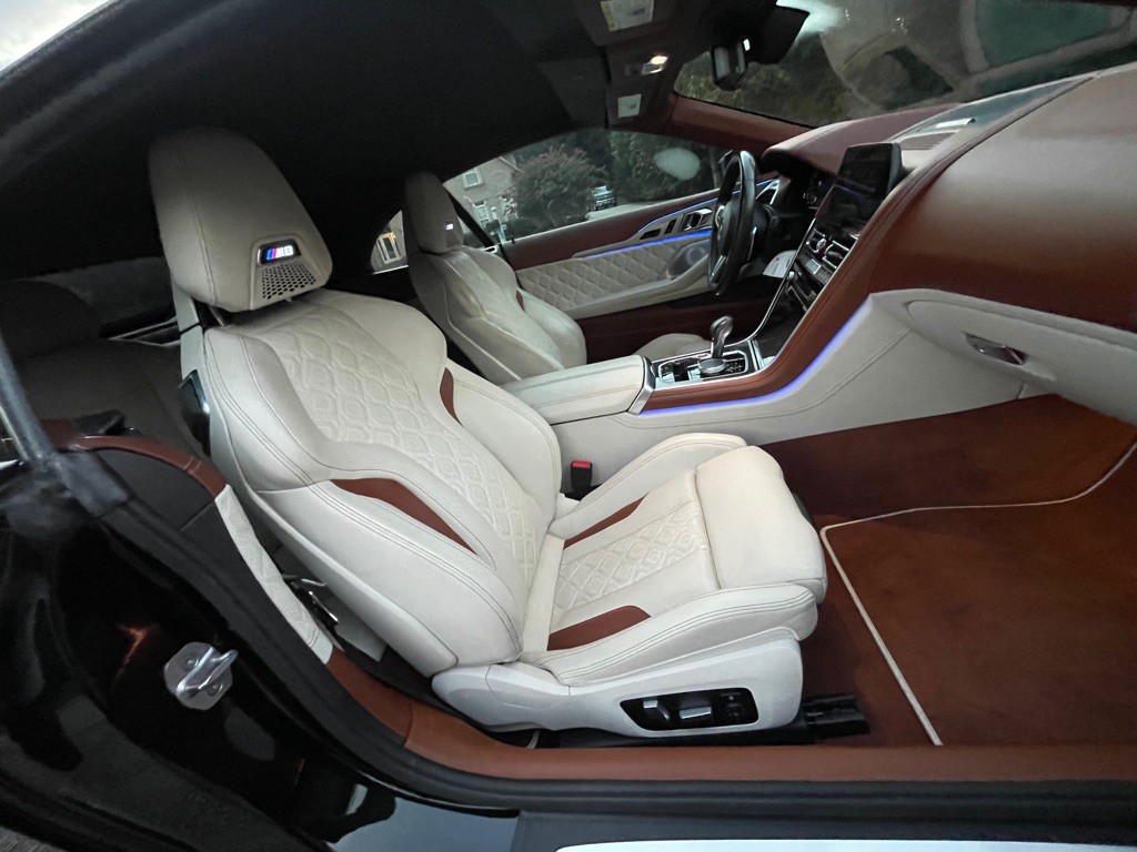 2020 BMW M8 Image 12