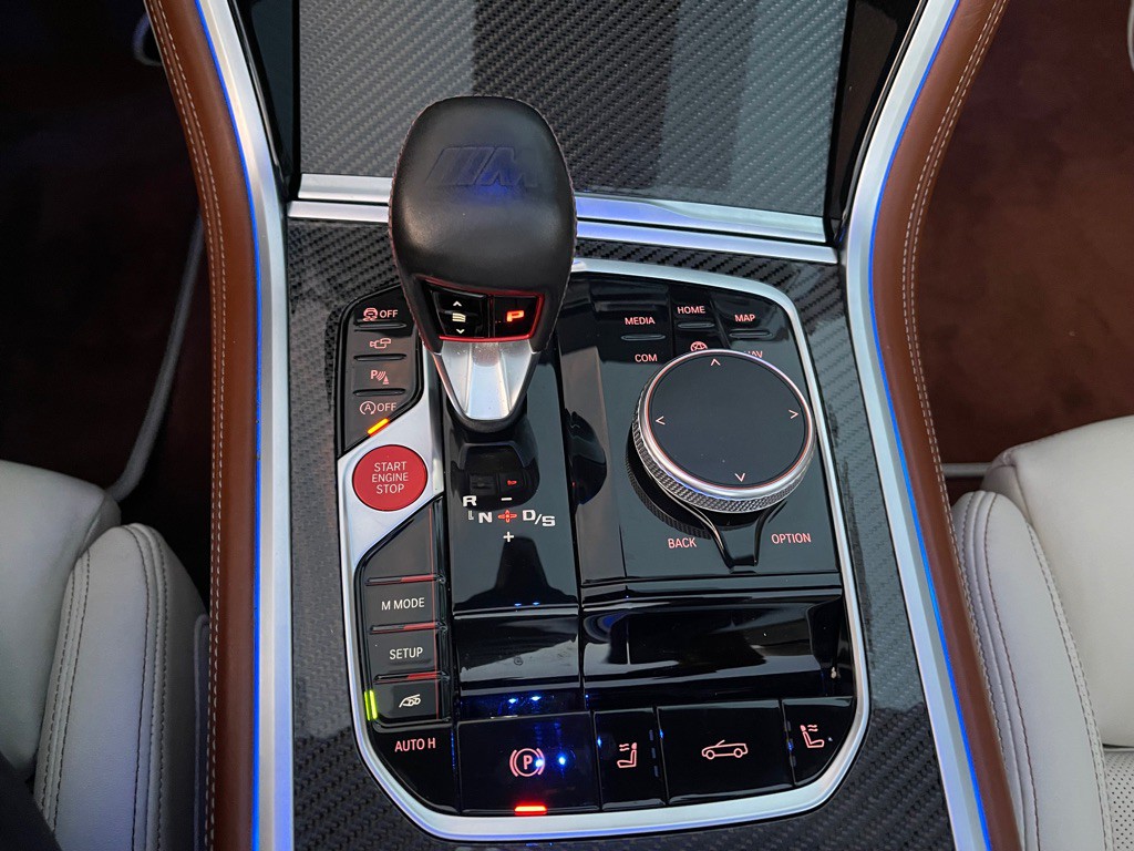 2020 BMW M8 Image 24